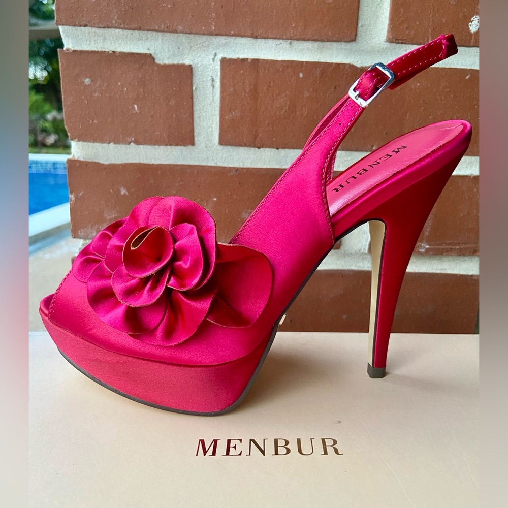 FORMAL  FUCHSIA PINK SATIN SLINGBACK PLATFORM HEELS 🌺 ROSETTE FLOWER 🌸 NEW — 6.5